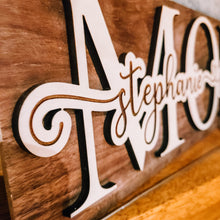 Load image into Gallery viewer, Mom Name Sign