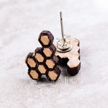 Load image into Gallery viewer, Animal Stud Earrings