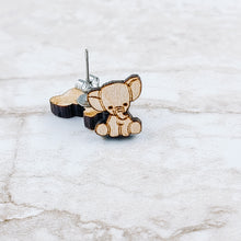 Load image into Gallery viewer, Animal Stud Earrings