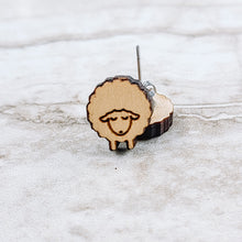 Load image into Gallery viewer, Animal Stud Earrings