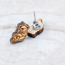 Load image into Gallery viewer, Animal Stud Earrings