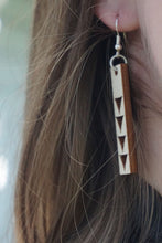 Load image into Gallery viewer, Arrow Wood Earrings